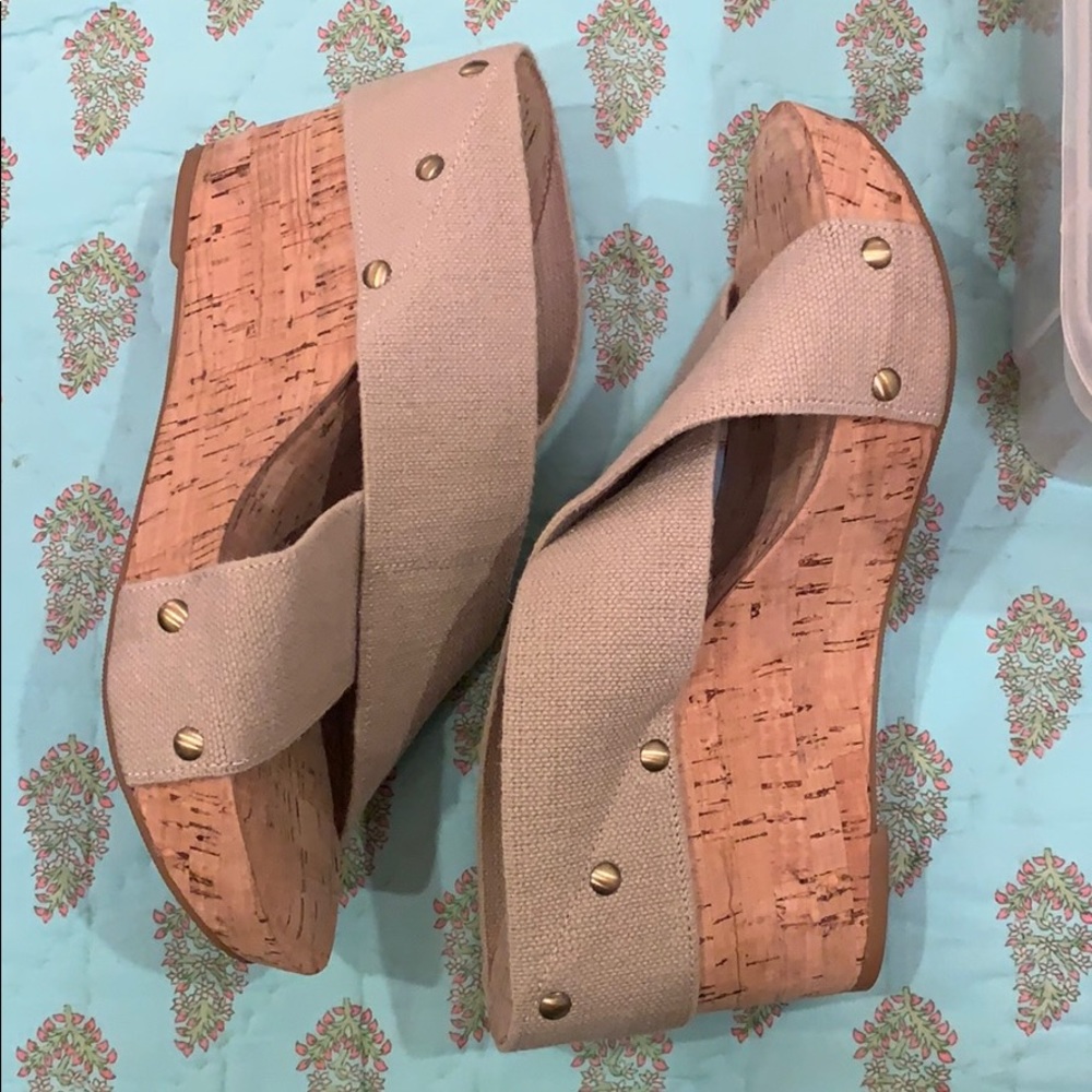 Iucky brand cork wedges